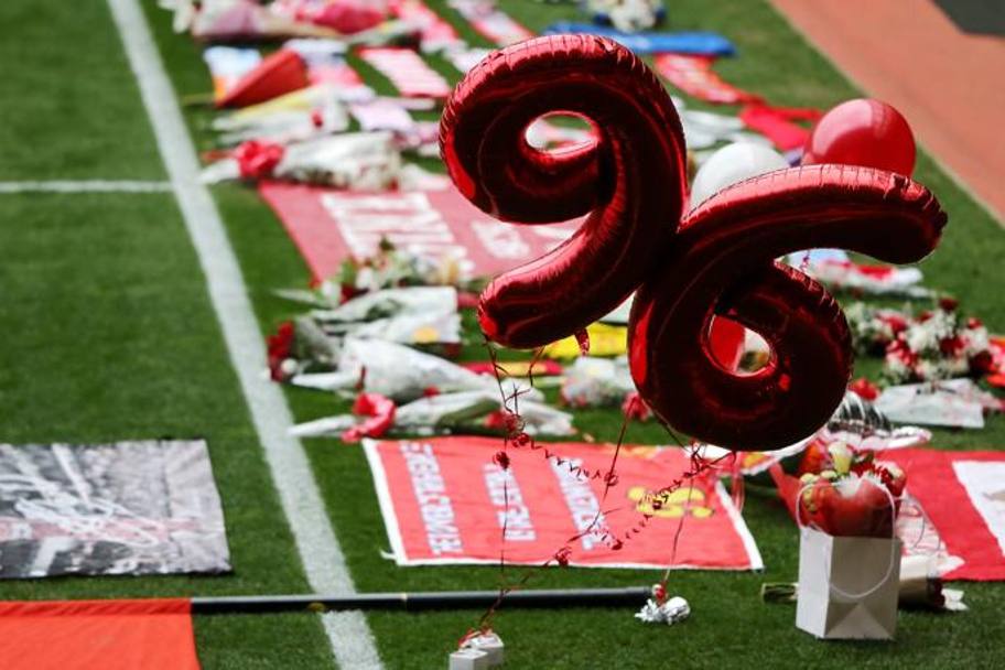 Il prato di Anfield per il 27esimo anniversario di Hillsborough. Getty Images